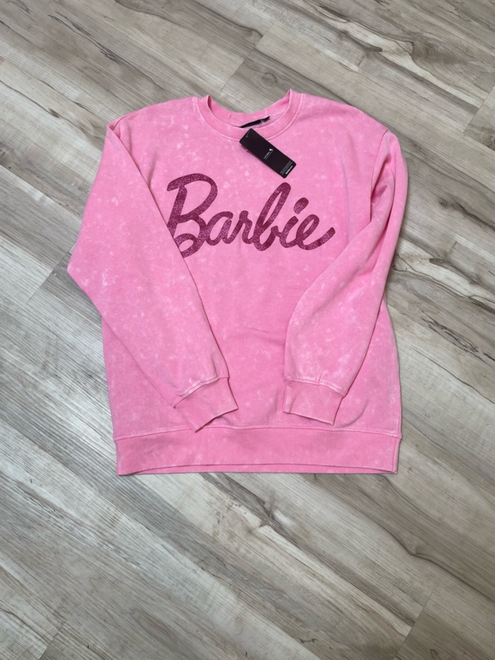 Barbie Pink Graphic Crewneck Sweatshirt size large NWT